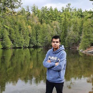 Meet your Posher, Qasim